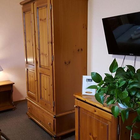 Hotel Calaluna Biella Bagian luar foto